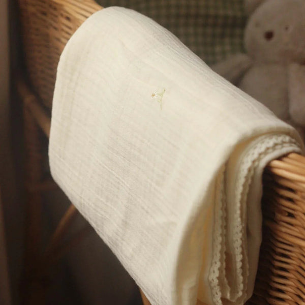 Avery Row - Embroidered Muslin blanket - Wild Chamomile